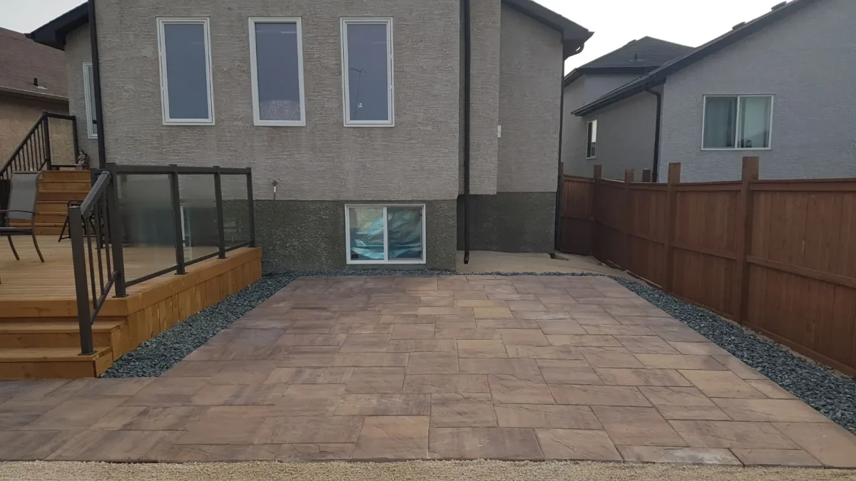Brookside Slab A Compact Slab With An Elegant Feel Designed for patios and walkways, Brookside Slab features a slate-like surface that will add a sense of refinement to any landscape. Brookside is available in a wide array of colours, making it an ideal choice for any space it’s placed in. When installing Brookside slabs, make sure to include a 2-5mm gap between each slab. This will provide enough room for the jointing sand and make installation easier.